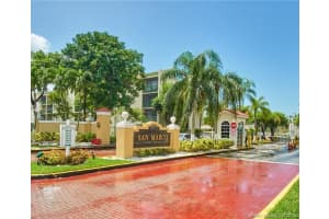 8870 Fontainebleau Blvd, Miami, FL 33172, Sold 03/12/19