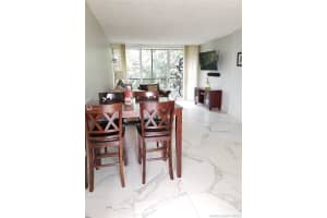8870 Fontainebleau Blvd, Miami, FL 33172, Sold 03/12/19