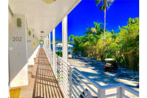 405 N Hibiscus Dr, Miami Beach, FL 33139, Sold 03/11/19