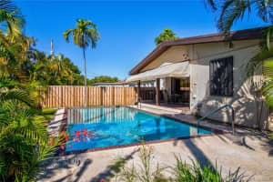 1215 Cleveland Rd, Miami Beach, FL 33141, Sold 12/13/19