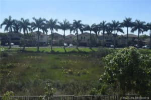16564 SW 43rd St, Miami, FL 33185, Sold 04/12/19