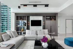 3131 NE 7th Ave, Miami, FL 33137, Sold 04/19/22