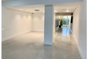 7928 West Dr, North Bay Village, FL 33141, Sold 08/29/19