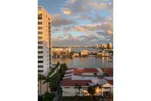 7928 West Dr, North Bay Village, FL 33141, Sold 08/29/19