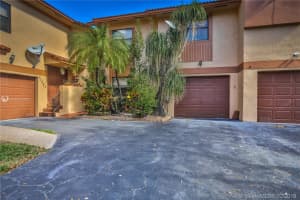 11257 SW 9th Ct, Pembroke Pines, FL 33025, Sold 06/03/19