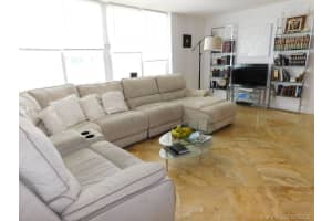 5401 Collins Ave, Miami Beach, FL 33140, Sold 09/21/20