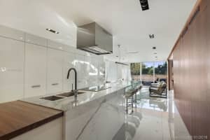 226 Ocean Dr #2e, Miami Beach, FL 33139, Sold 02/14/20