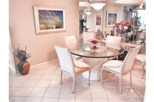 3610 Yacht Club Dr, Miami, FL 33180, Sold 09/12/19