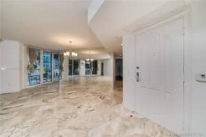 3370 Hidden Bay Dr, Aventura, FL 33180, Sold 11/04/21