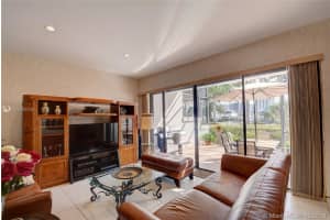 3602 Yacht Club Dr, Miami, FL 33180, Sold 01/08/21