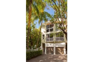 325 Meridian Ave, Miami Beach, FL 33139, Sold 06/14/19