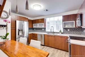 325 Meridian Ave, Miami Beach, FL 33139, Sold 06/14/19