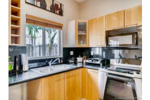 7454 NW 178th Terrace, Hialeah, FL 33015, Sold 07/29/19