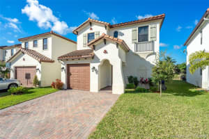 3544 SW 92nd Ave, Pembroke Pines, FL 33025, Sold 02/14/19