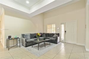 346 NE 30th Ave, Homestead, FL 33033, Sold 04/15/19