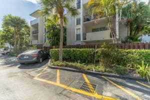 6884 N Kendall Dr APT C202, Pinecrest, FL 33156, Sold 04/08/19