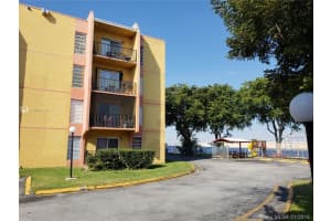 4705 NW 7th St, Miami, FL 33126, Sold 05/07/19