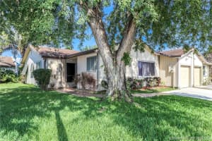9571 W Daffodil Ln, Miramar, FL 33025, Sold 03/01/19