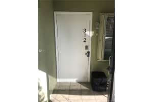 1425 Arthur St #312b, Hollywood, FL 33020, Sold 04/02/19