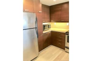 2555 Collins Ave, Miami, FL 33140, Sold 05/14/20