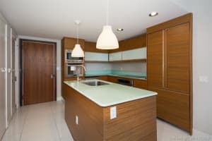 5875 Collins Ave, Miami, FL 33140, Sold 04/11/19