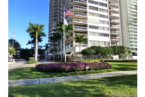 20185 E Country Club Dr, Aventura, FL 33180, Sold 05/28/19