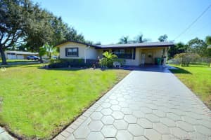 9400 SW 50th Ct, Cooper City, FL 33328, Sold 03/07/19