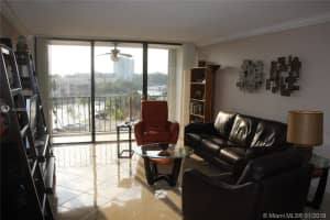 200 Leslie Dr, Hallandale Beach, FL 33009, Sold 04/15/19