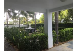 1045 10th St, Miami Beach, FL 33139, Sold 03/15/19