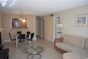 1045 10th St, Miami Beach, FL 33139, Sold 03/15/19