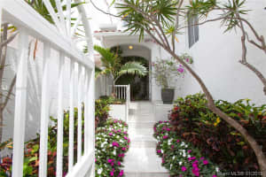 20941 NE 37th Ct, Aventura, FL 33180, Sold 04/08/19