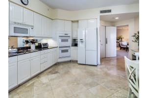 735 Crandon Blvd, Key Biscayne, FL 33149, Sold 06/28/19