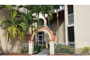 8621 SW 5th St, Pembroke Pines, FL 33025, Sold 03/25/19