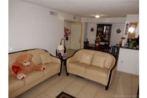 15221 SW 80th St, Miami, FL 33193, Sold 08/23/19