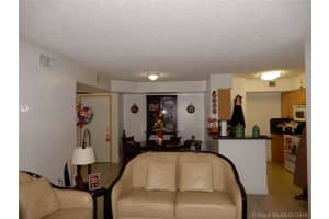 15221 SW 80th St, Miami, FL 33193, Sold 08/23/19