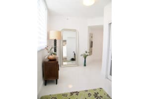 18100 N Bay Rd, Sunny Isles Beach, FL 33160, Sold 05/01/19