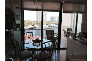 3610 Yacht Club Dr, Miami, FL 33180, Sold 07/19/19