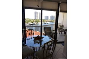 3610 Yacht Club Dr, Miami, FL 33180, Sold 07/19/19