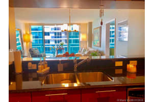 1800 N Bayshore Dr, Miami, FL 33132, Sold 05/17/19
