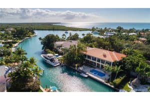 471 N Mashta Dr, Key Biscayne, FL 33149, Sold 08/27/20