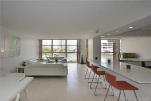 400 Leslie Dr, Hallandale Beach, FL 33009, Sold 04/05/19