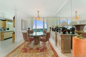300 South Pointe Dr, Miami Beach, FL 33139, Sold 02/02/21