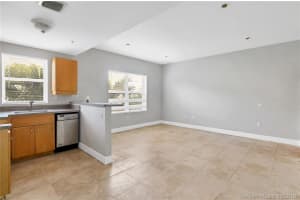 1542 Drexel Ave, Miami Beach, FL 33139, Sold 03/29/19