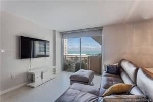 345 Ocean Dr, Miami Beach, FL 33139, Sold 08/01/19