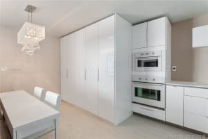 345 Ocean Dr, Miami Beach, FL 33139, Sold 08/01/19