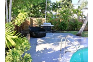 11407 N Bayshore Dr, North Miami, FL 33181, Sold 01/15/20
