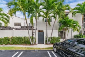 4724 SW 67th Ave APT E6, Miami, FL 33155, Sold 04/11/19