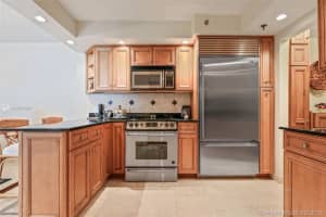 2843 S Bayshore Dr #8c, Coconut Grove, FL 33133, Sold 04/29/19