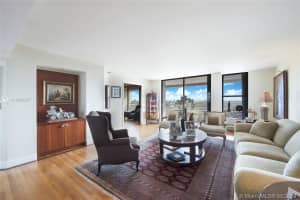 441 Valencia Ave, Coral Gables, FL 33134, Sold 01/27/20