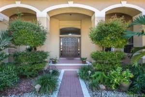 13804 SW 40th St, Davie, FL 33330, Sold 04/30/19